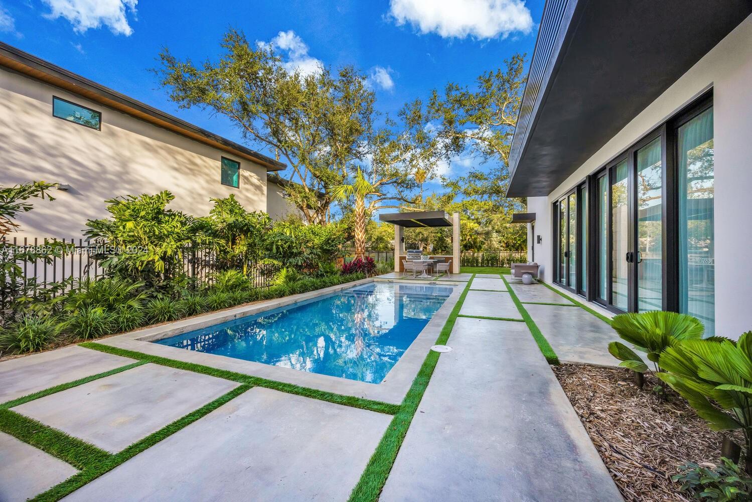 PALM MIAMI HEIGHTS REV - Residential