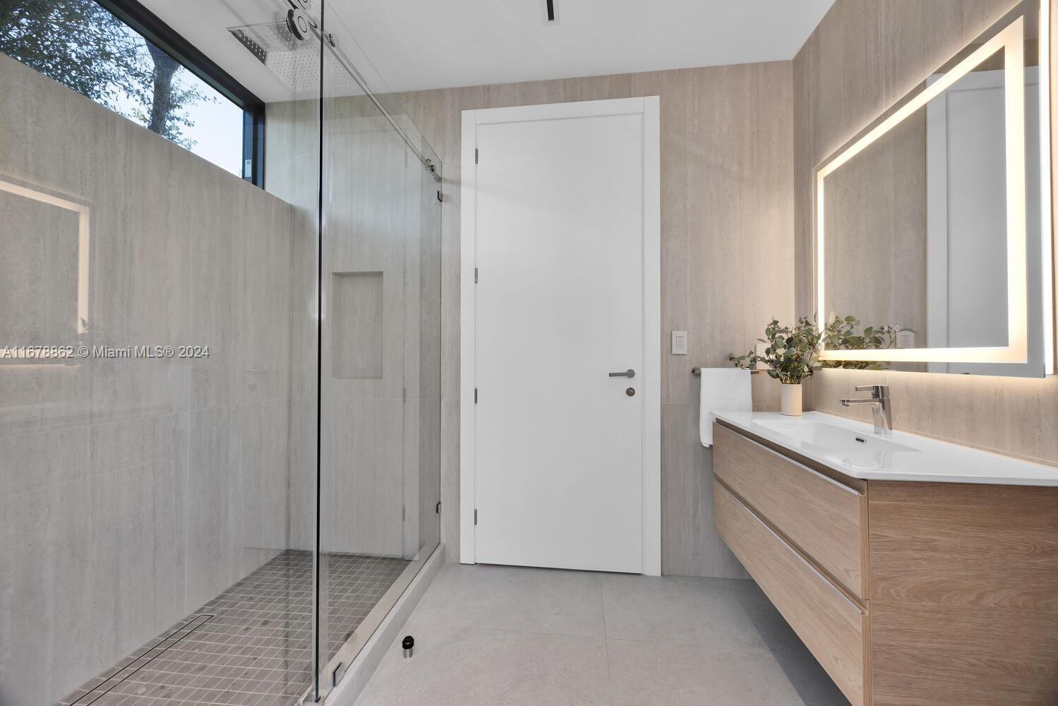 PALM MIAMI HEIGHTS REV - Residential