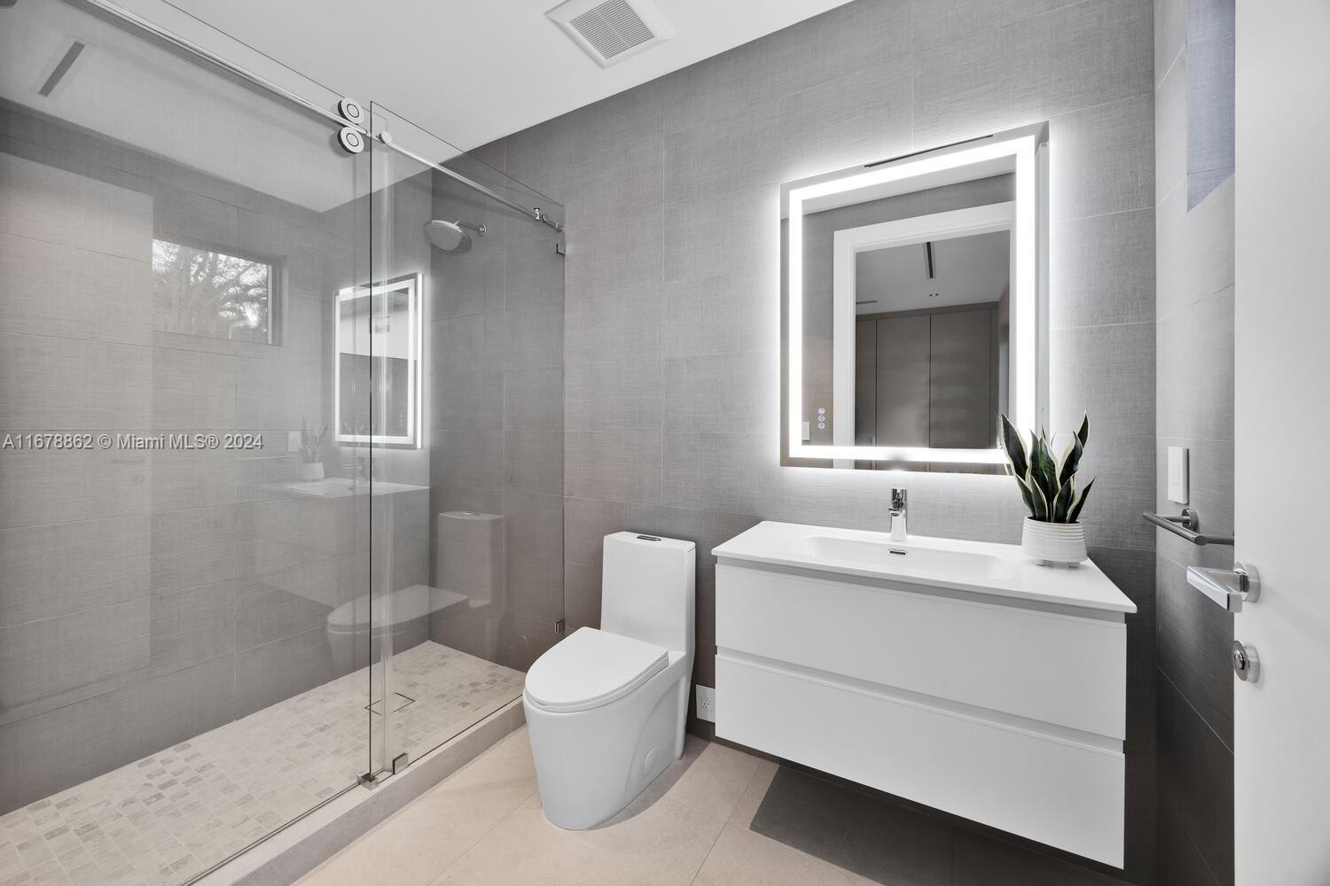 PALM MIAMI HEIGHTS REV - Residential