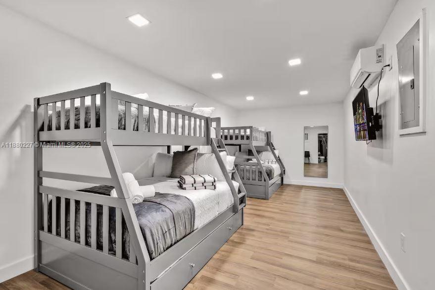 HIGHLAND MANOR SEC 3 - Residential