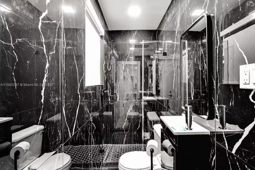 HIGHLAND MANOR SEC 3 - Residential