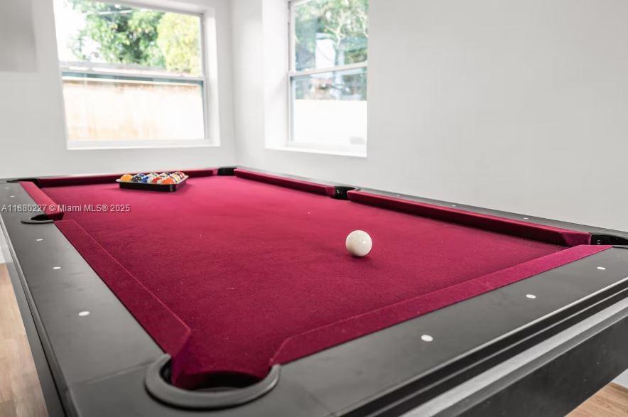 HIGHLAND MANOR SEC 3 - Residential