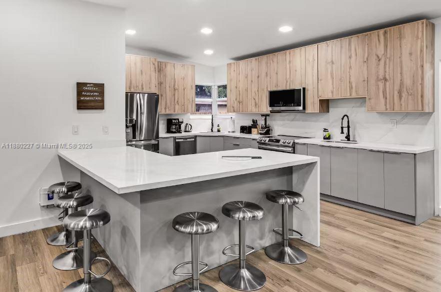 HIGHLAND MANOR SEC 3 - Residential