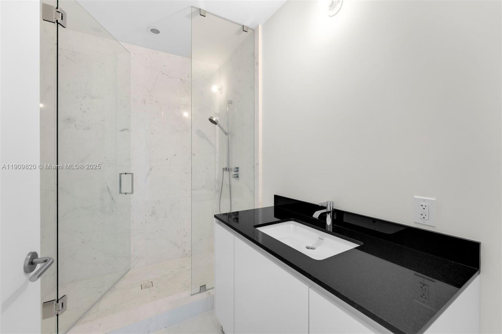 Porsche Tower - Residential