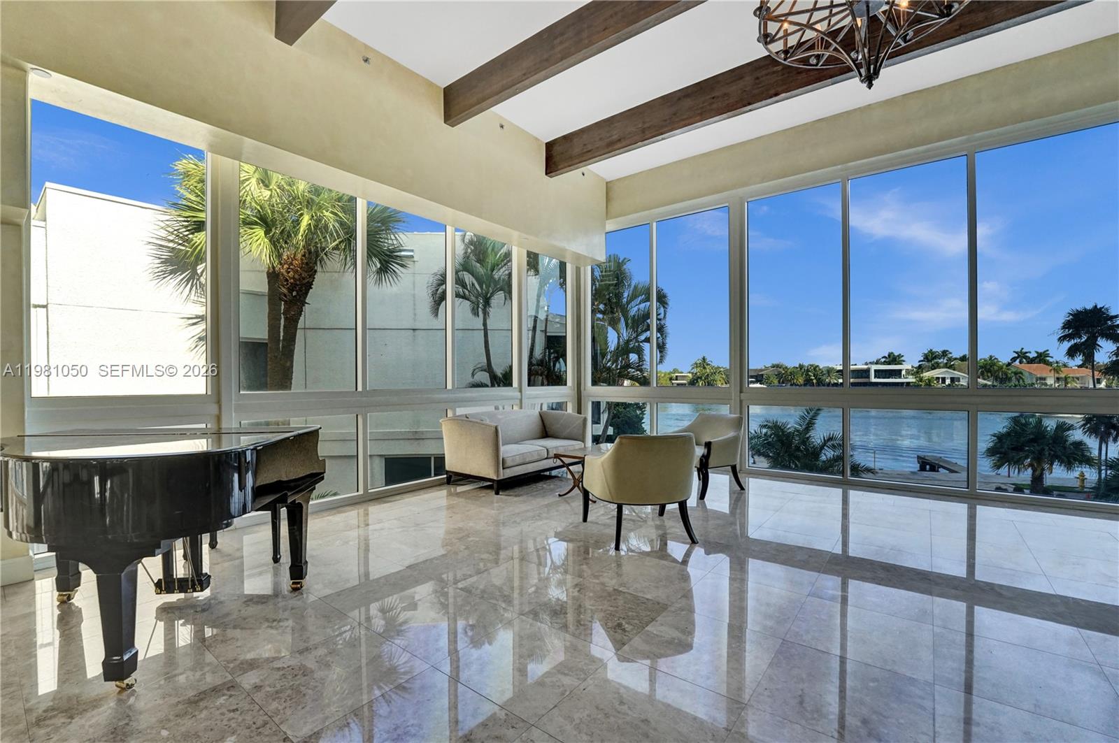 HAMPTONS WEST CONDO - Residential