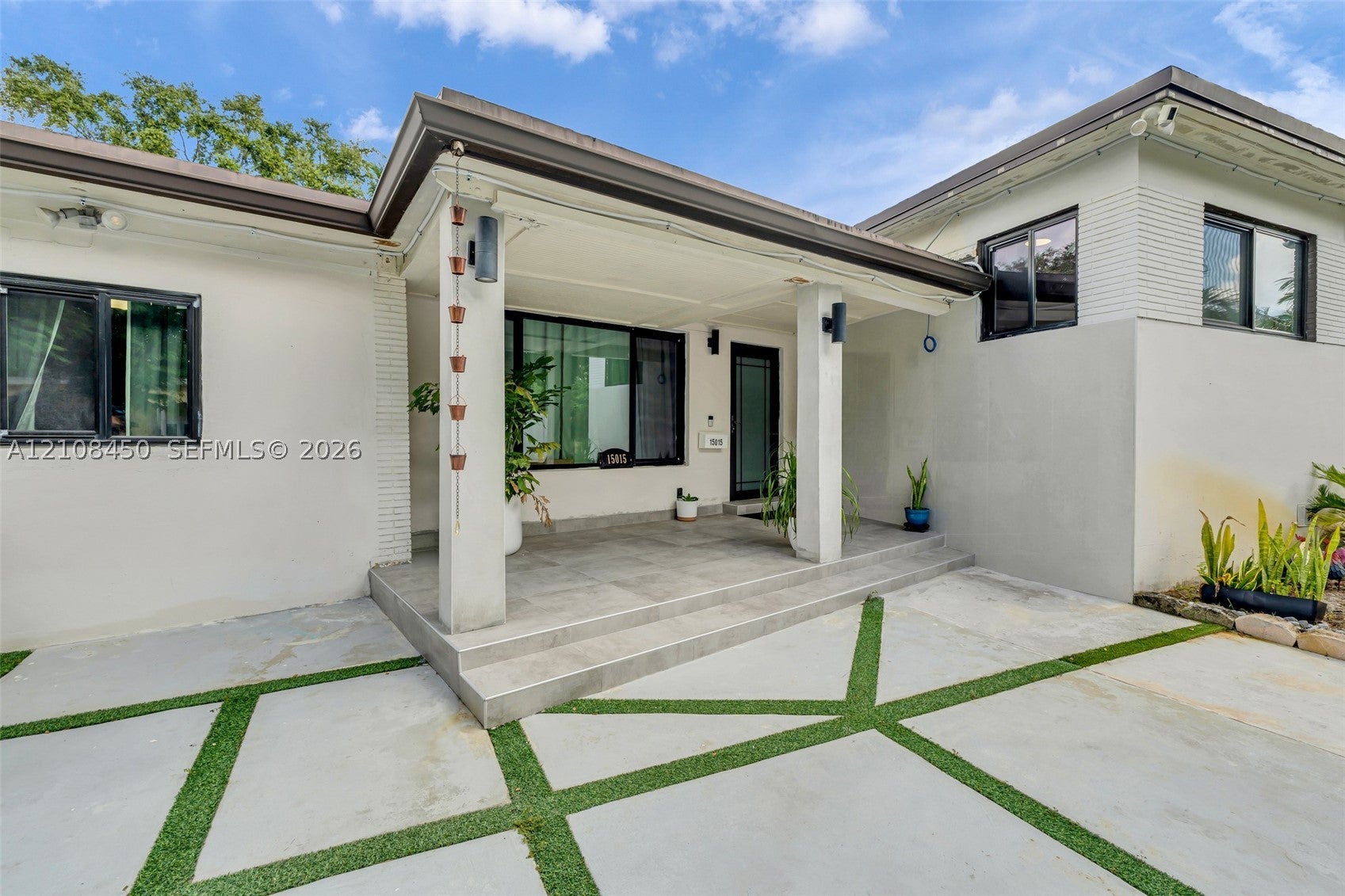 15015 NE 7th Ct