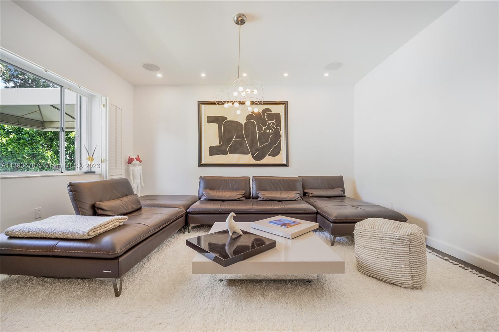 NATOMA MANORS RE SUB - Residential