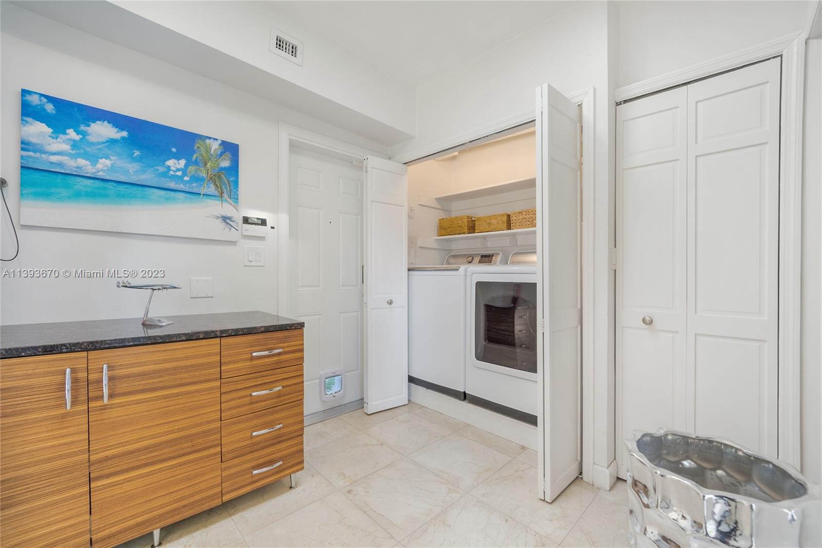 NATOMA MANORS RE SUB - Residential