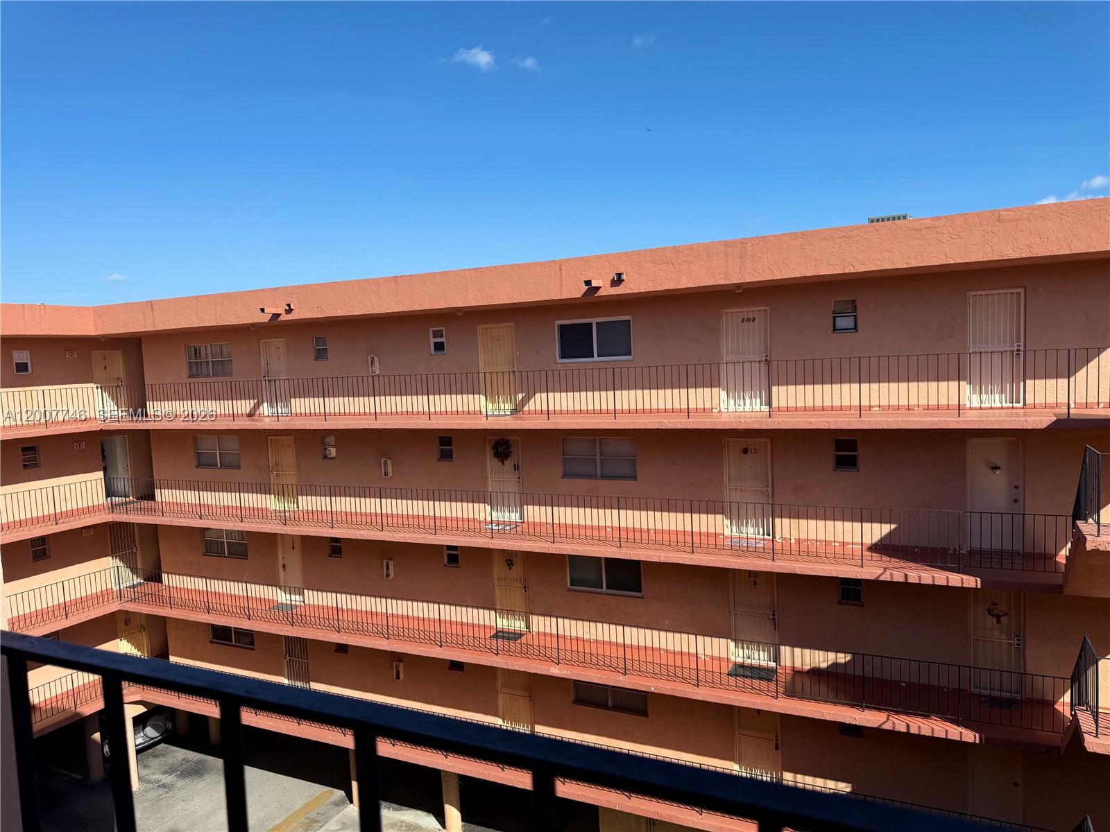 PALM-EAST GARDENS CONDO - Residential