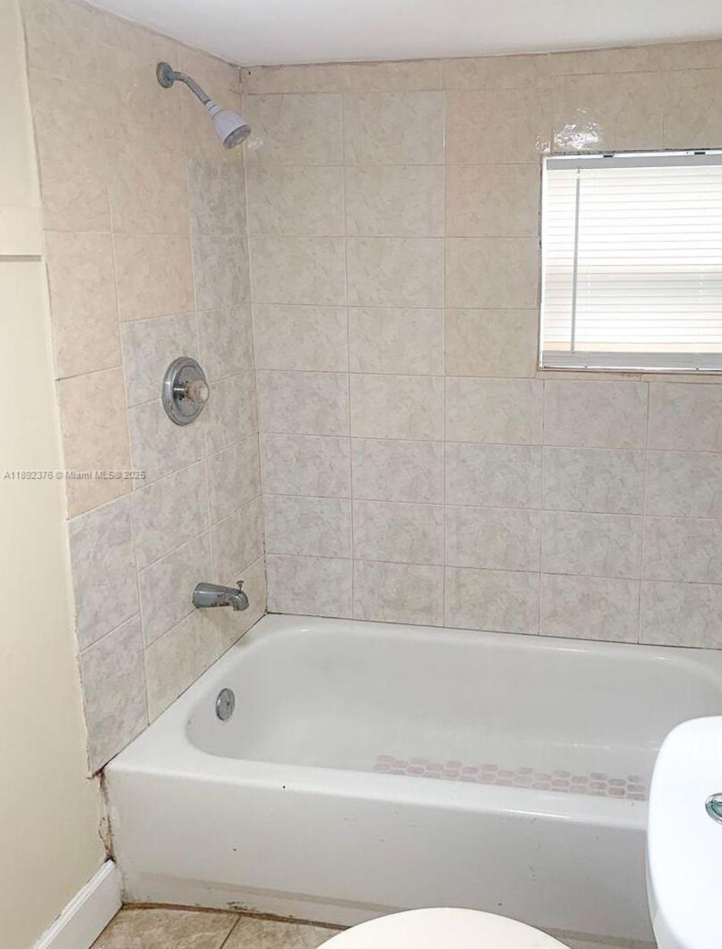 Photo of 309 N 17th St, Fort Pierce, FL 34950 (MLS # A11892376)