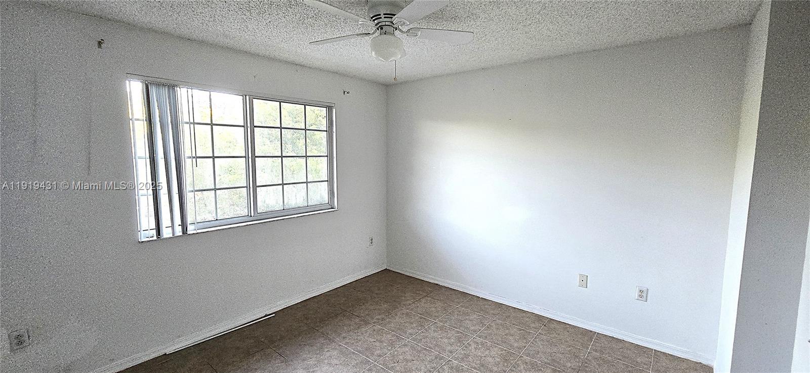 GRAND ISLES CONDO - Residential