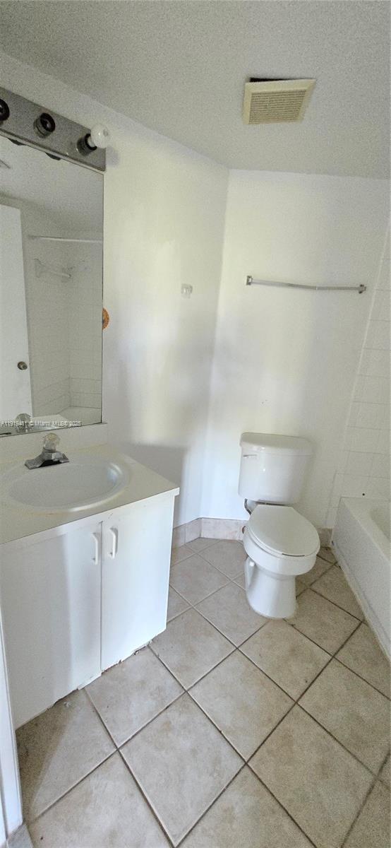 GRAND ISLES CONDO - Residential