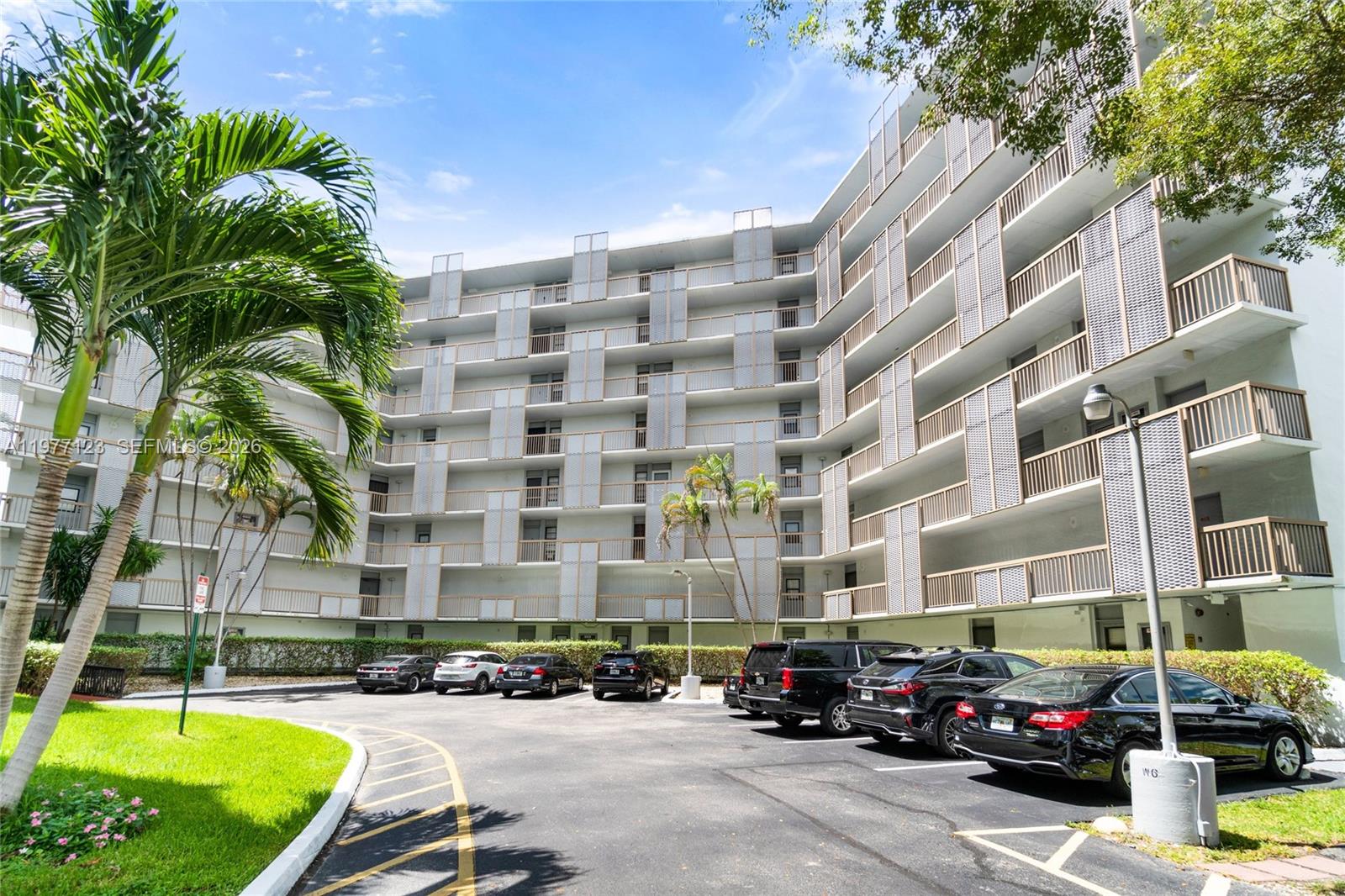 ENSENADA CONDO BLDG E-II - Residential Lease