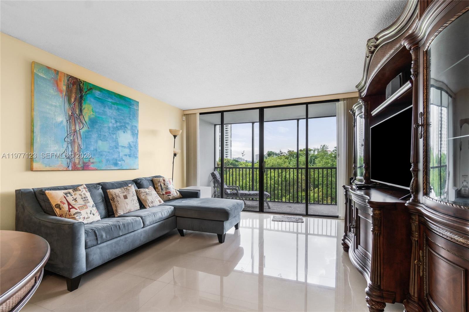 ENSENADA CONDO BLDG E-II - Residential Lease