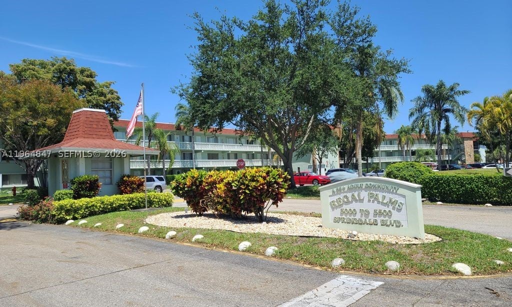 3000 Springdale Blvd V207, Palm Springs FL 33461