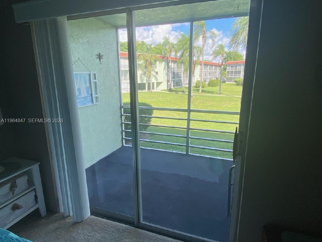 REGAL PALMS VICTORIA COND - Residential