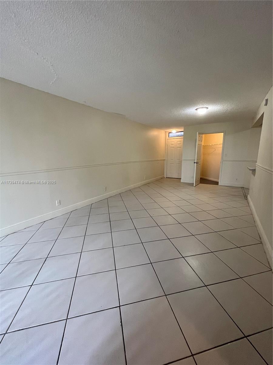 210 Lake Pointe Dr 107