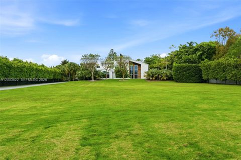 Photo of 25200 SW 189 Ave, Homestead, FL 33031 (MLS # A12003622)