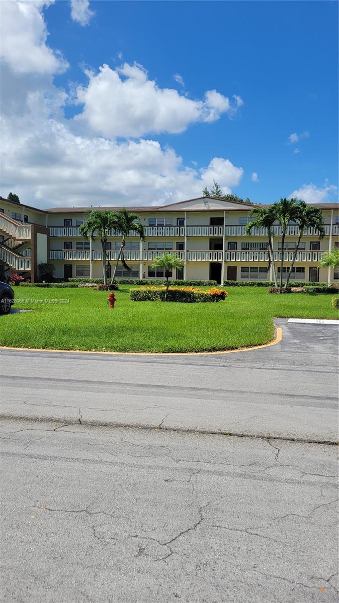 MANSFIELD AT CENTURY VILL - Residential