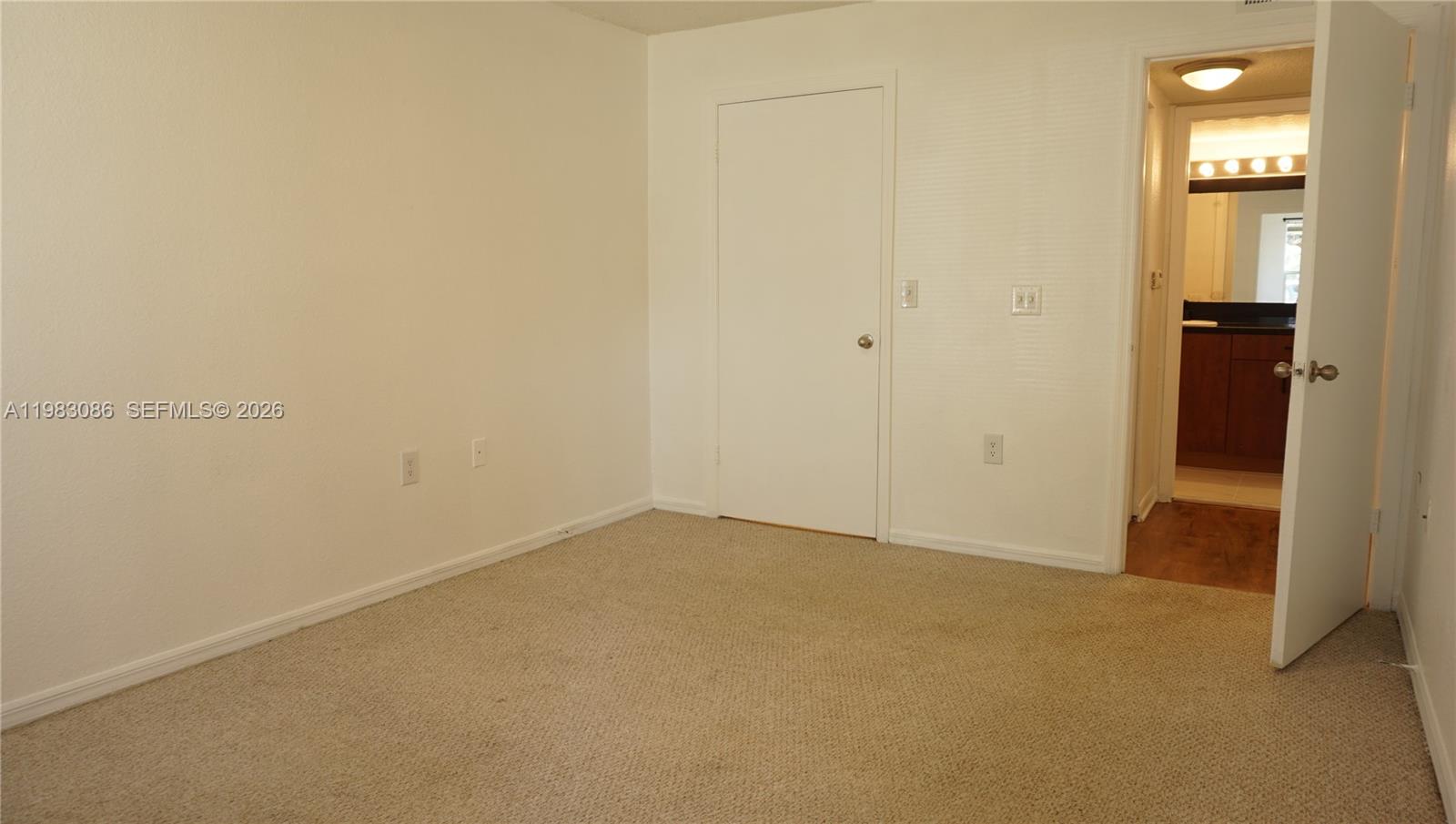 ISLES AT LAGO MAR CONDO - Residential Lease