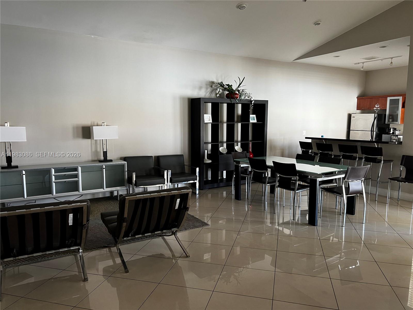 ISLES AT LAGO MAR CONDO - Residential Lease