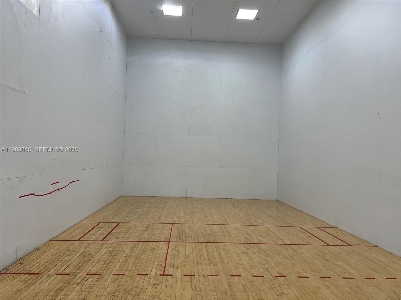 ISLES AT LAGO MAR CONDO - Residential Lease