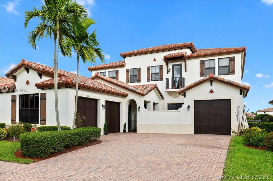 WATERFRONT ESTATE HOME WITH POOL! THE DELANO MODEL OFFERS 5 BEDROOMS| 5.5 BATHS WHICH INCLUDES A SEPARATE FULL GUEST SUITE MAKING THIS THE MOST DESIRABLE 2 STORY MODEL. FEATURES INCLUDE GORGEOUS 36X36 PORCELAIN WHITE/GRAY FLOORS ON GROUND LEVEL & DARK WOOD FLOORS ON SECOND LEVEL.BUYER WILL APPRECIATE THE ADDITIONAL UPGRADES SUCH AS MUD ROOM, OPEN CONCEPT, COVERED LANAI, HURRICANE IMPACT WINDOWS, 3 CAR GARAGE, ENCLOSED OUTDOOR SPACE WHICH IS HIGHLIGHTED BY A POOL AND GORGEOUS EXPANSIVE WATER VIEWS.