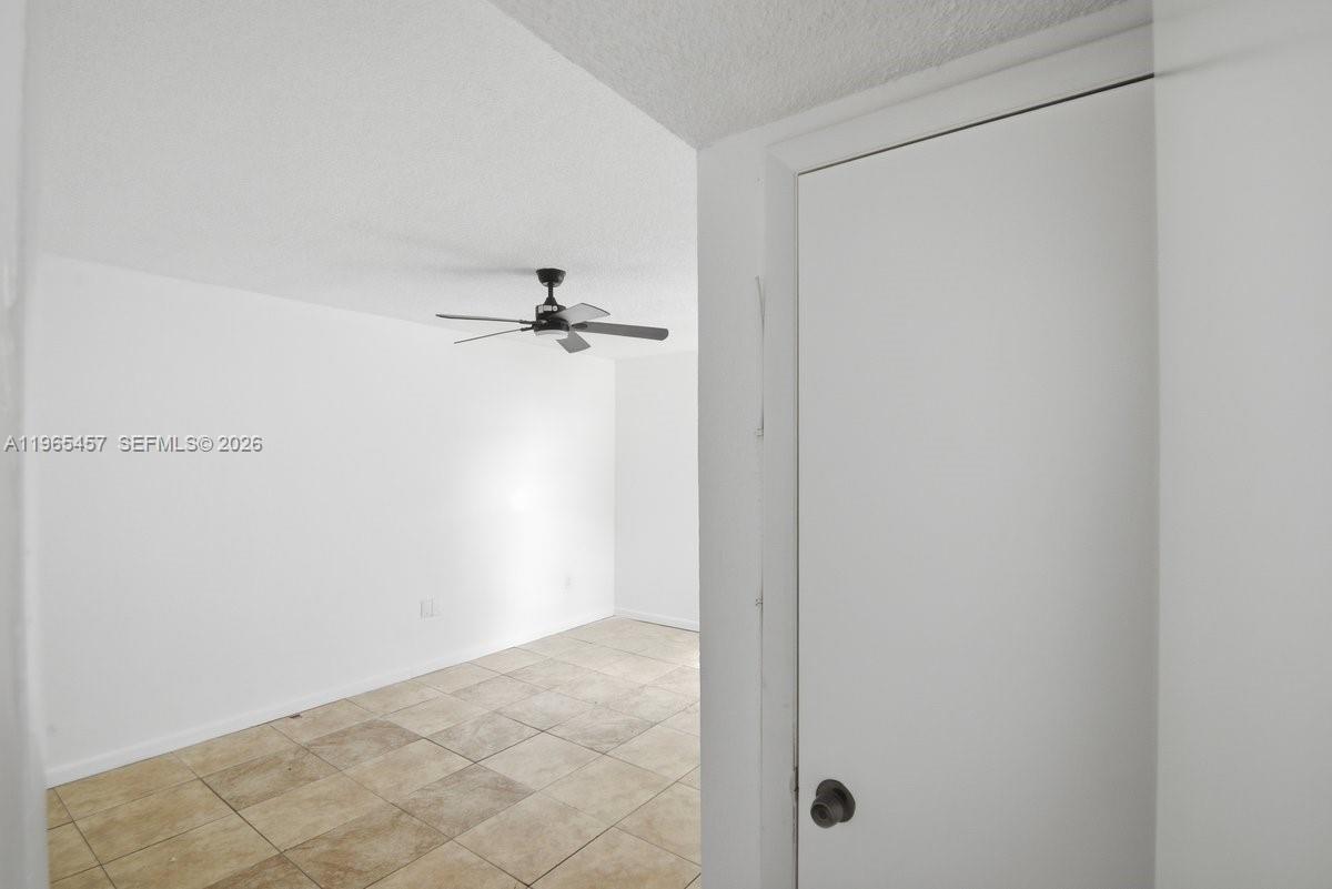 5050 CONDO - Residential