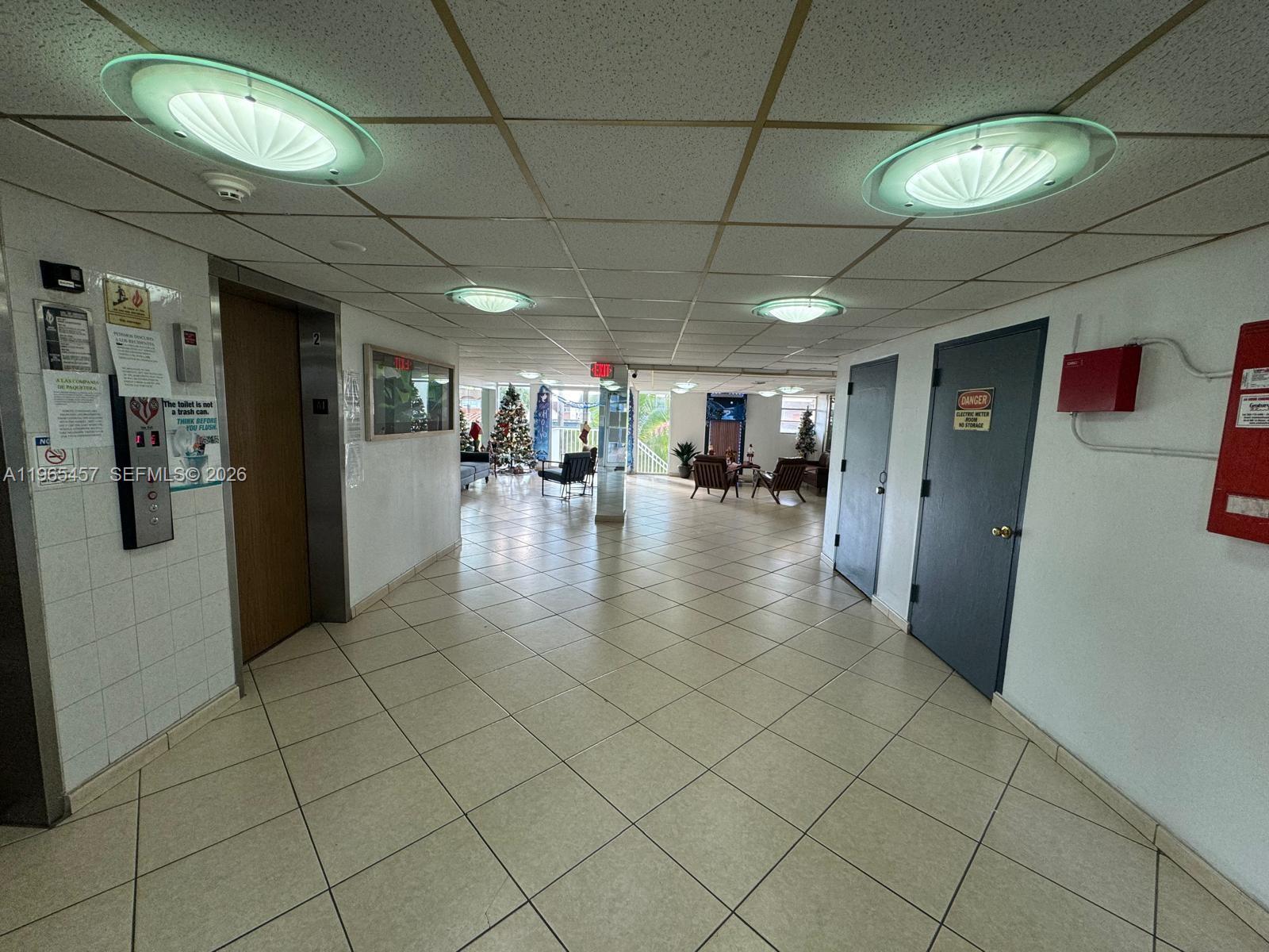 5050 CONDO - Residential