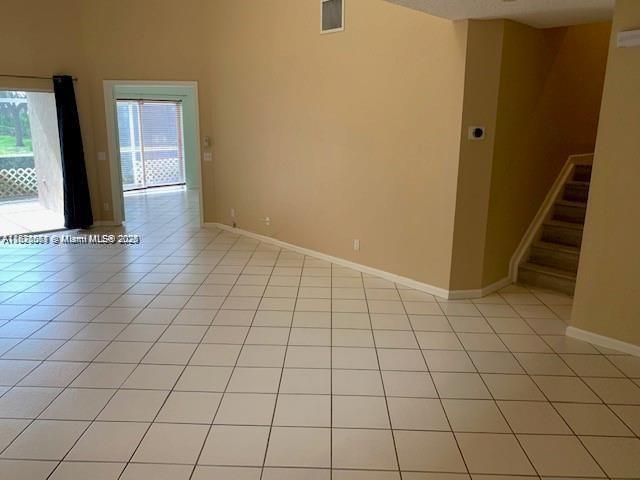 PARKLAND TERRACES - Residential Lease