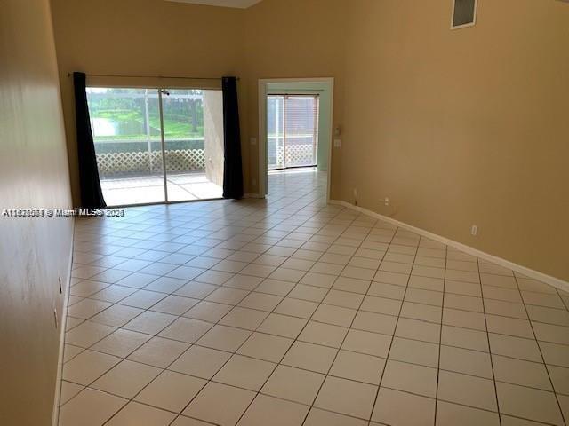 PARKLAND TERRACES - Residential Lease