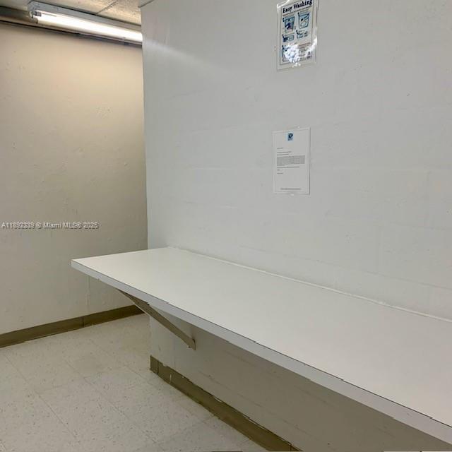 PARKER PLAZA CONDO ESTATE - Residential Lease