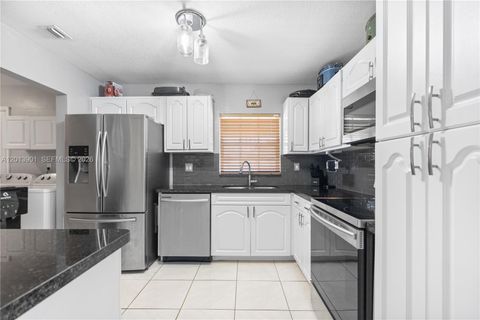 1315 NW 192nd St Miami Gardens FL 33169
