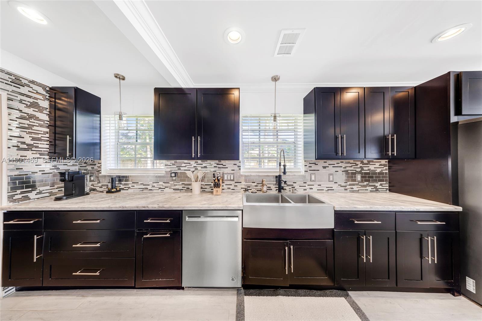 FAIRFAX BROLLIAR ADD SEC - Residential