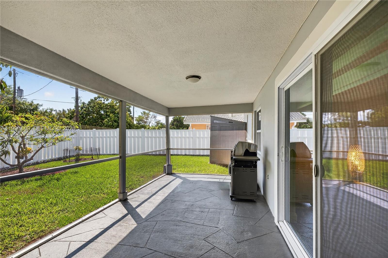 CORAL SPRINGS SUB NO 1 - Residential