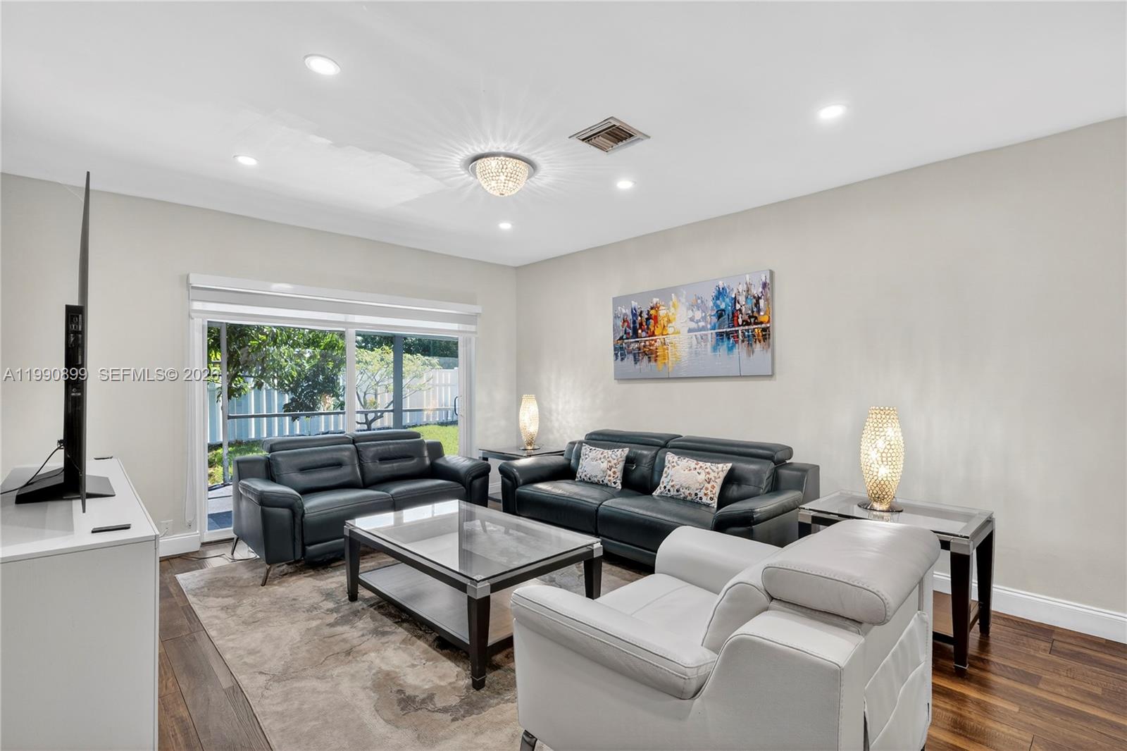 CORAL SPRINGS SUB NO 1 - Residential