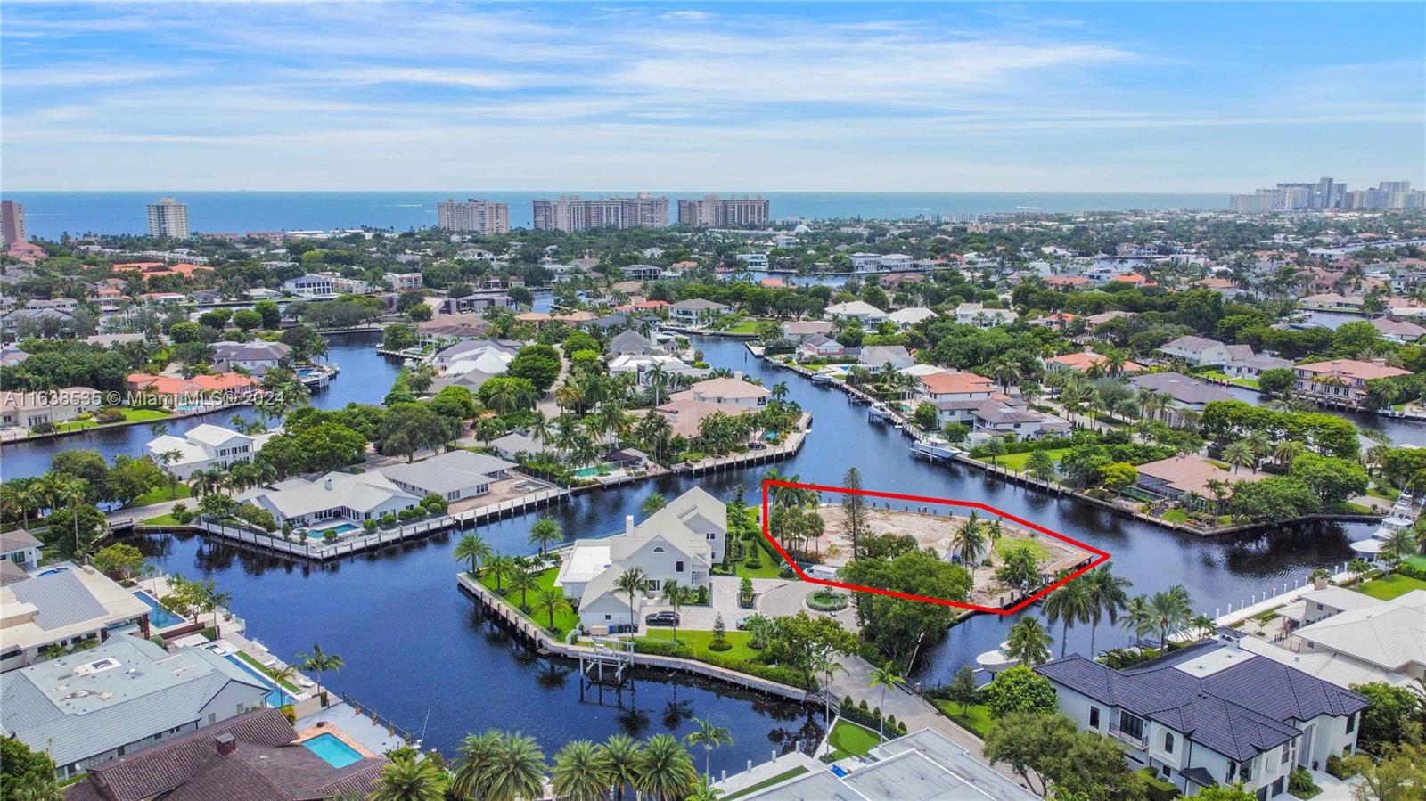 BAY COLONY SEC OF LANDING - Residential