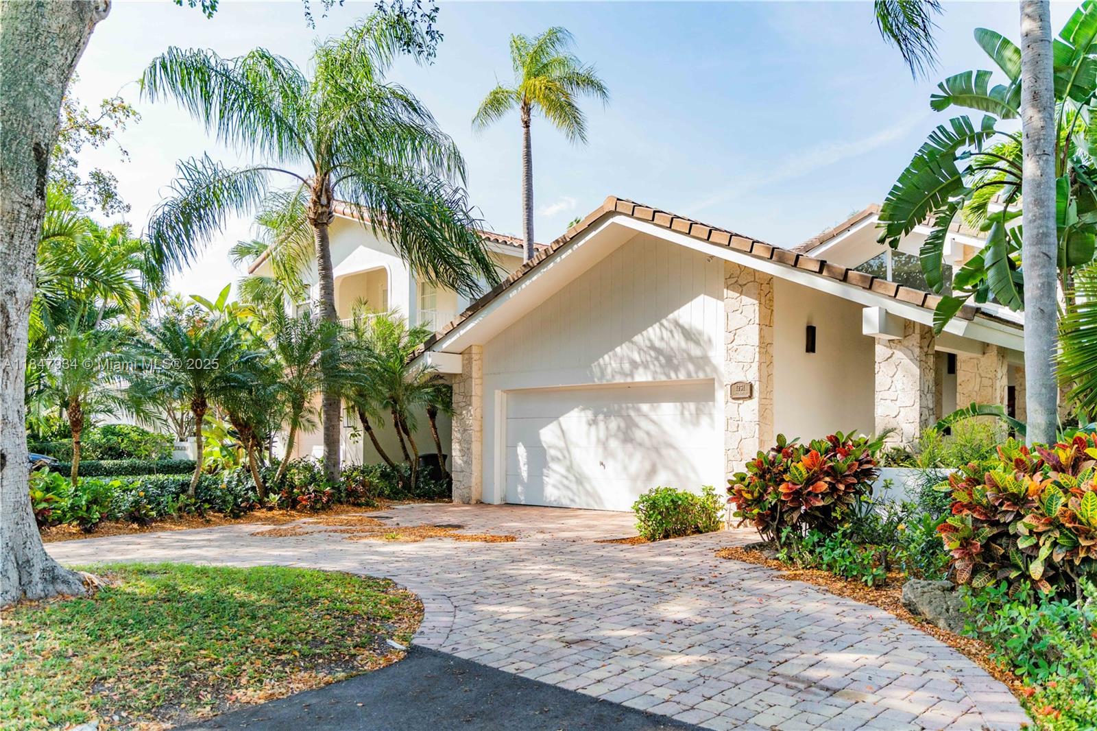 LOCATION, LOCATION, LOCATION…with golf course views. This 4 bed, 3 bath home is situated on the Riviera Country Club Golf Course. Light and bright throughout. Large entertaining & dining area opens to deck & pool. Large master suite, high ceilings with walk-in closet & remodeled bathroom. One bedroom downstairs. Two-car garage, indoor laundry area. Walking distance to Doctor’s Hospital & University of Miami. Great neighborhood, close to schools, shopping, restaurants and major roadways. COME SEE THIS GEM!