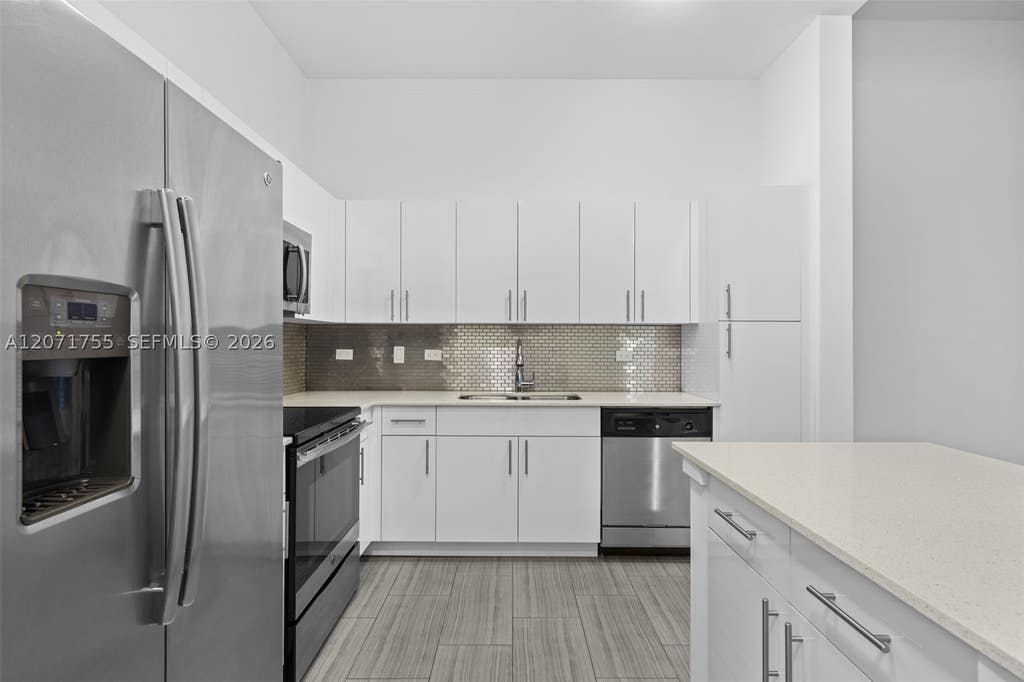Photo of 1776 Polk St #803, Hollywood, FL 33020 (MLS # A12071755)