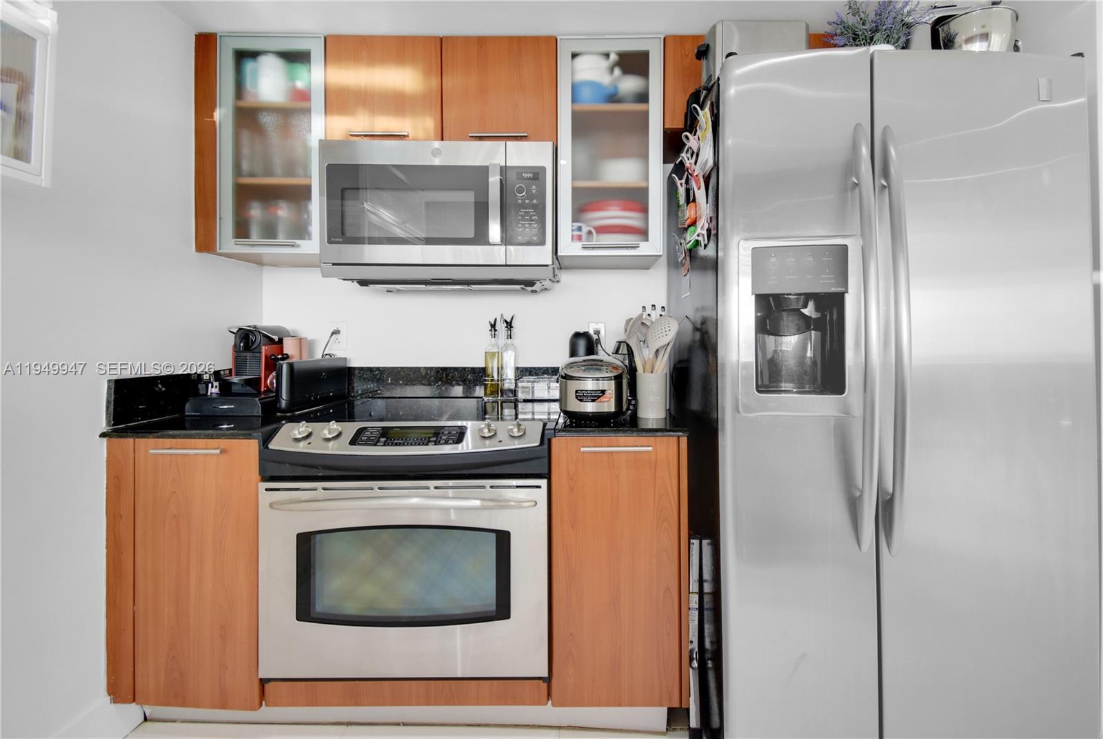 1800 CLUB CONDO - Residential