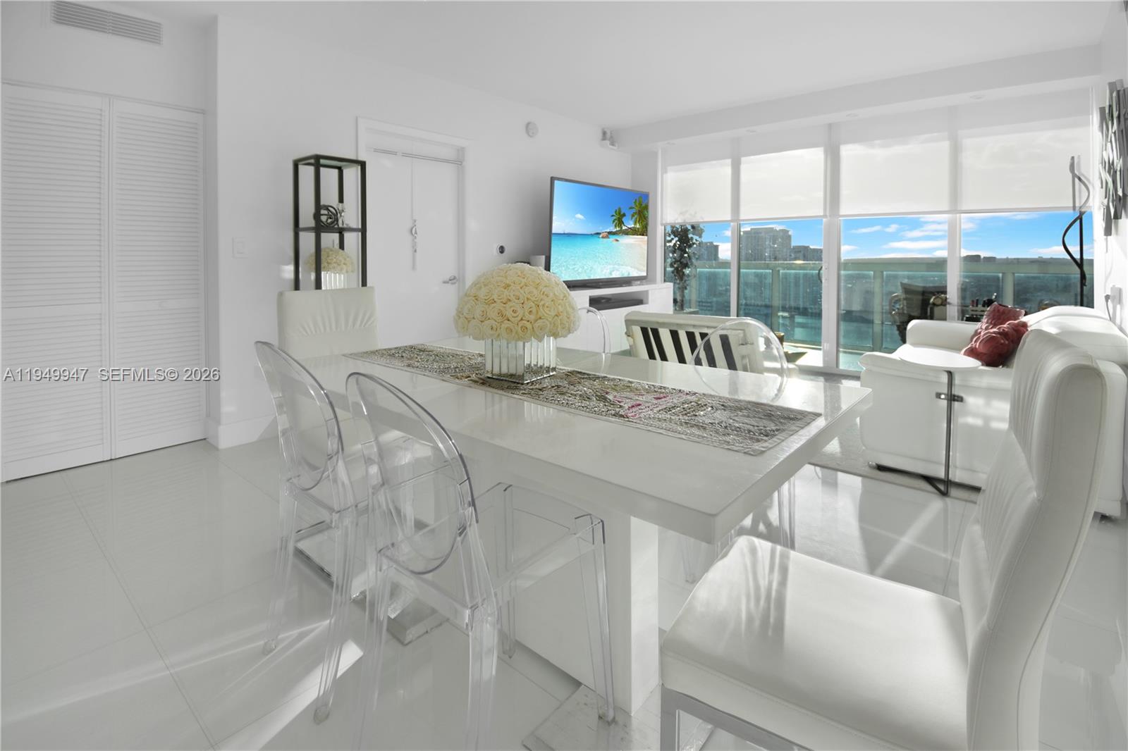 1800 CLUB CONDO - Residential