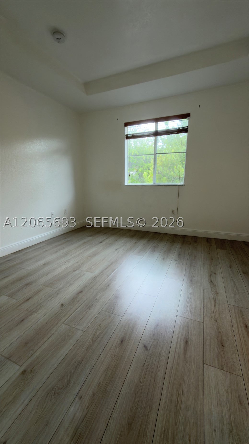 8986 W Flagler St 6