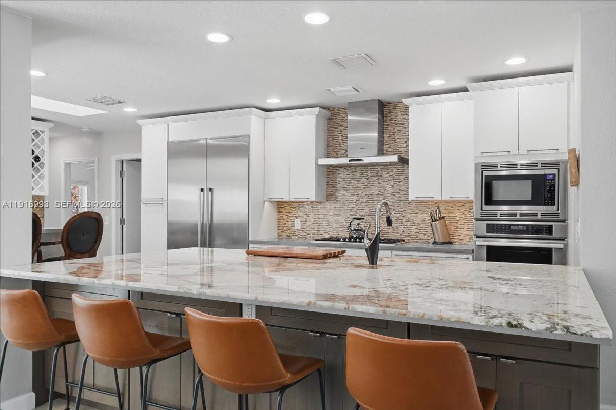 HARBOR VILLAGE SEC - Residential