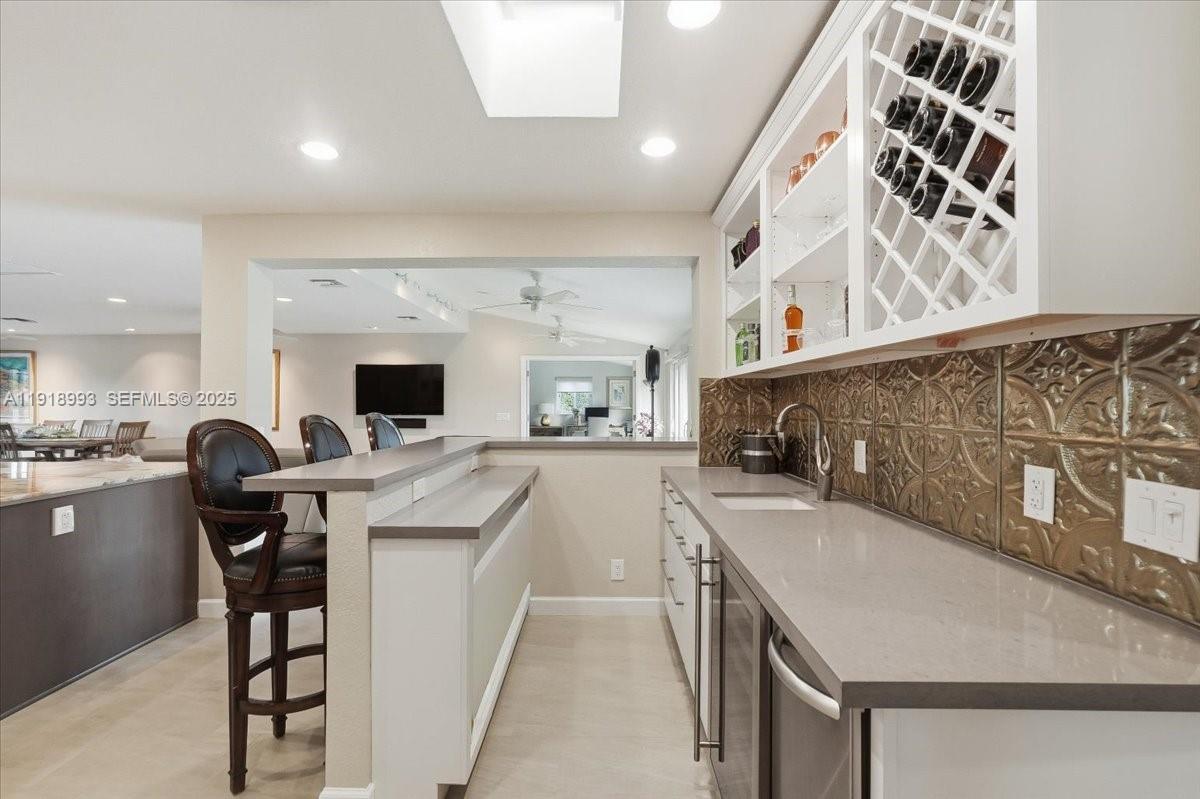 HARBOR VILLAGE SEC - Residential