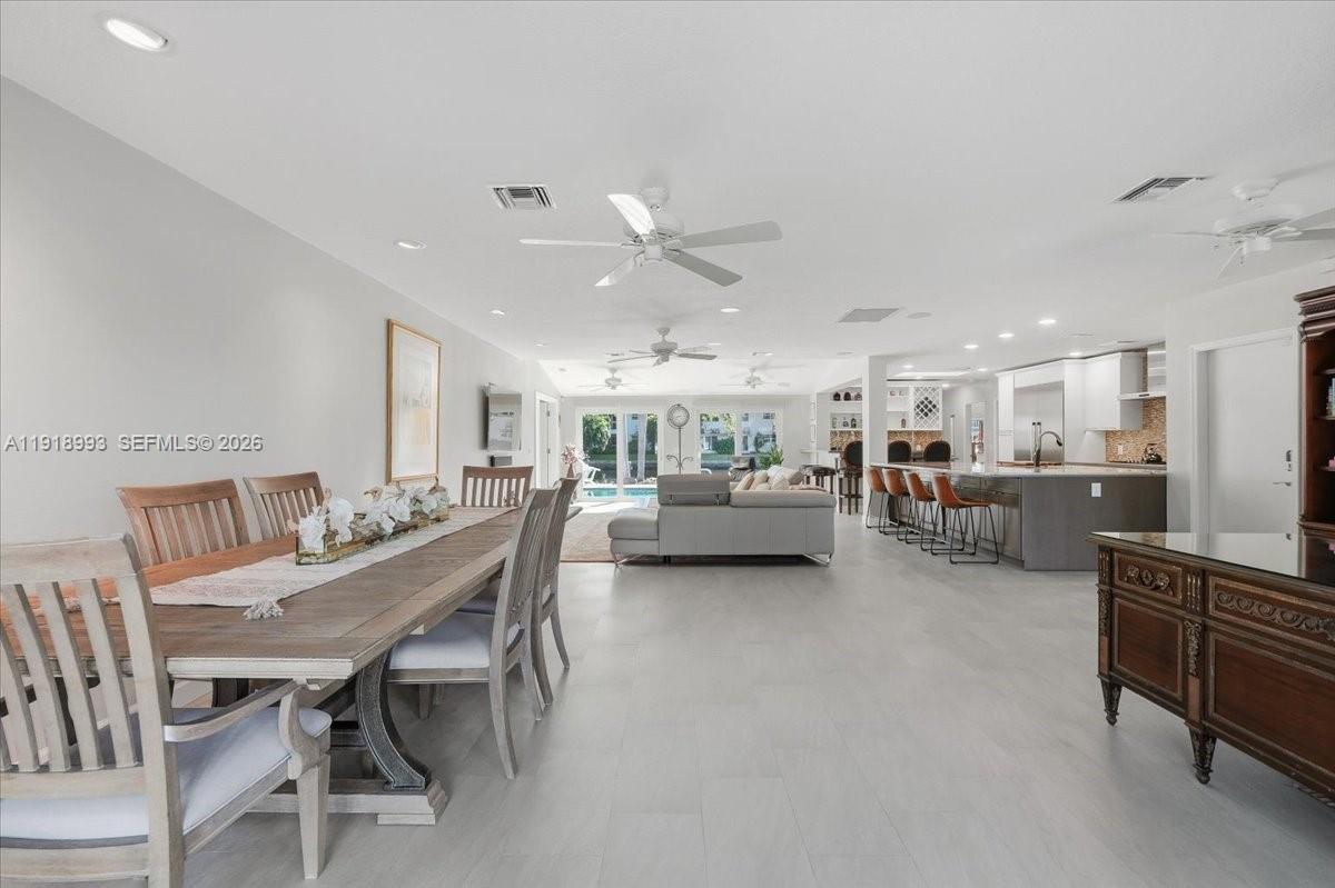 HARBOR VILLAGE SEC - Residential