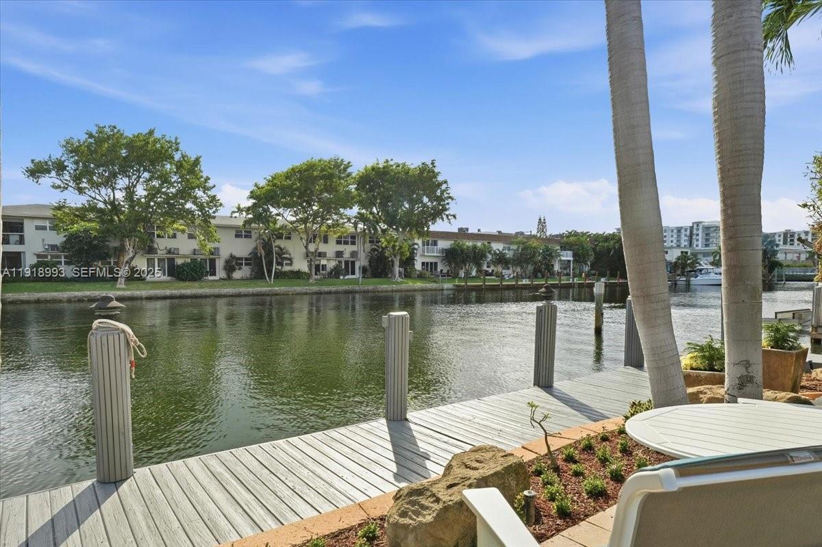 HARBOR VILLAGE SEC - Residential