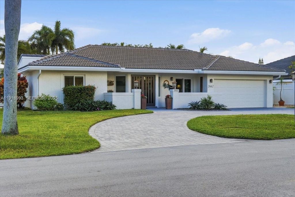 Photo of 2662 NE 3rd St, Pompano Beach, FL 33062 (MLS # A11918993)