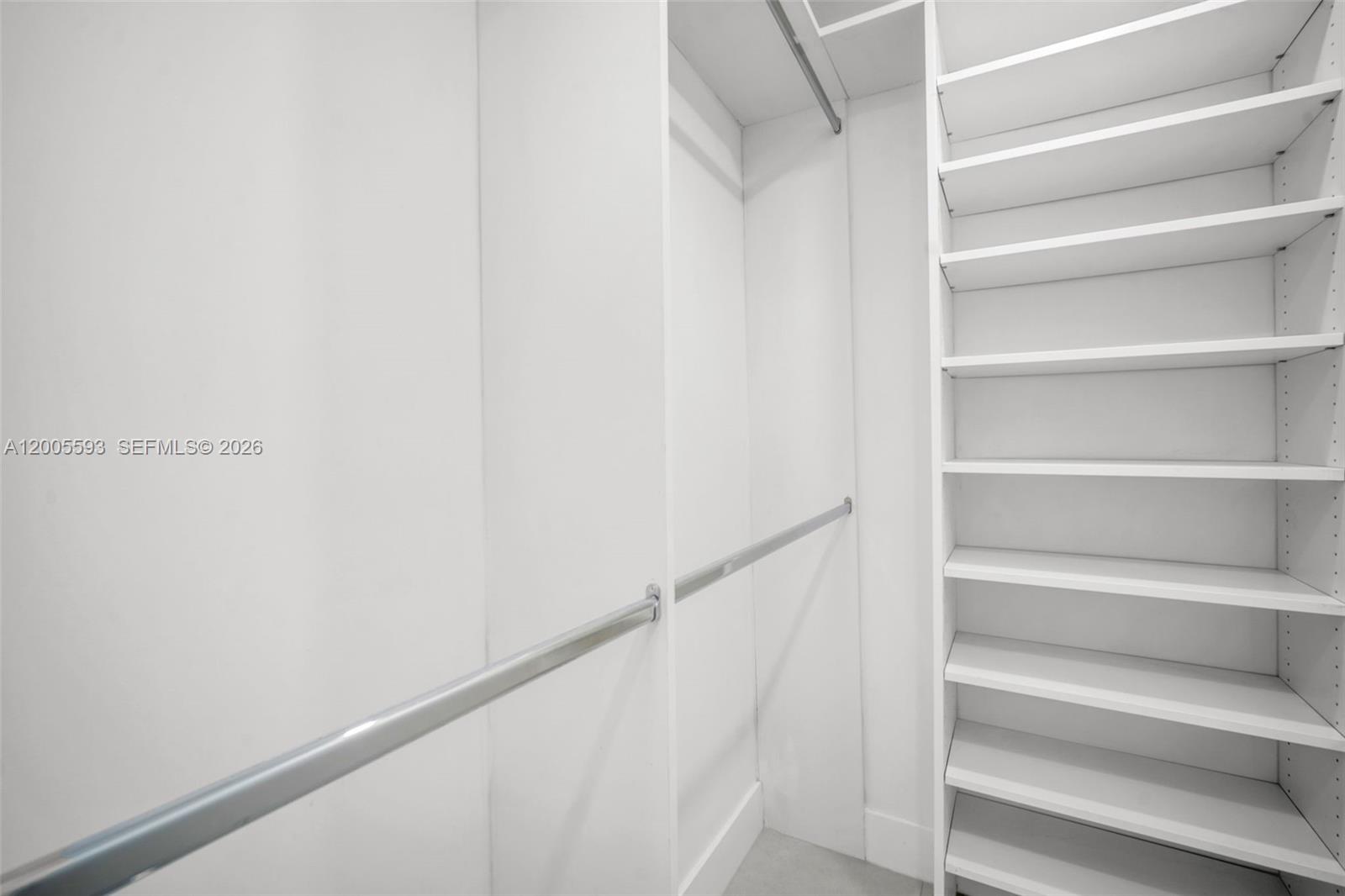 WHITESIDE PARK - Residential Lease