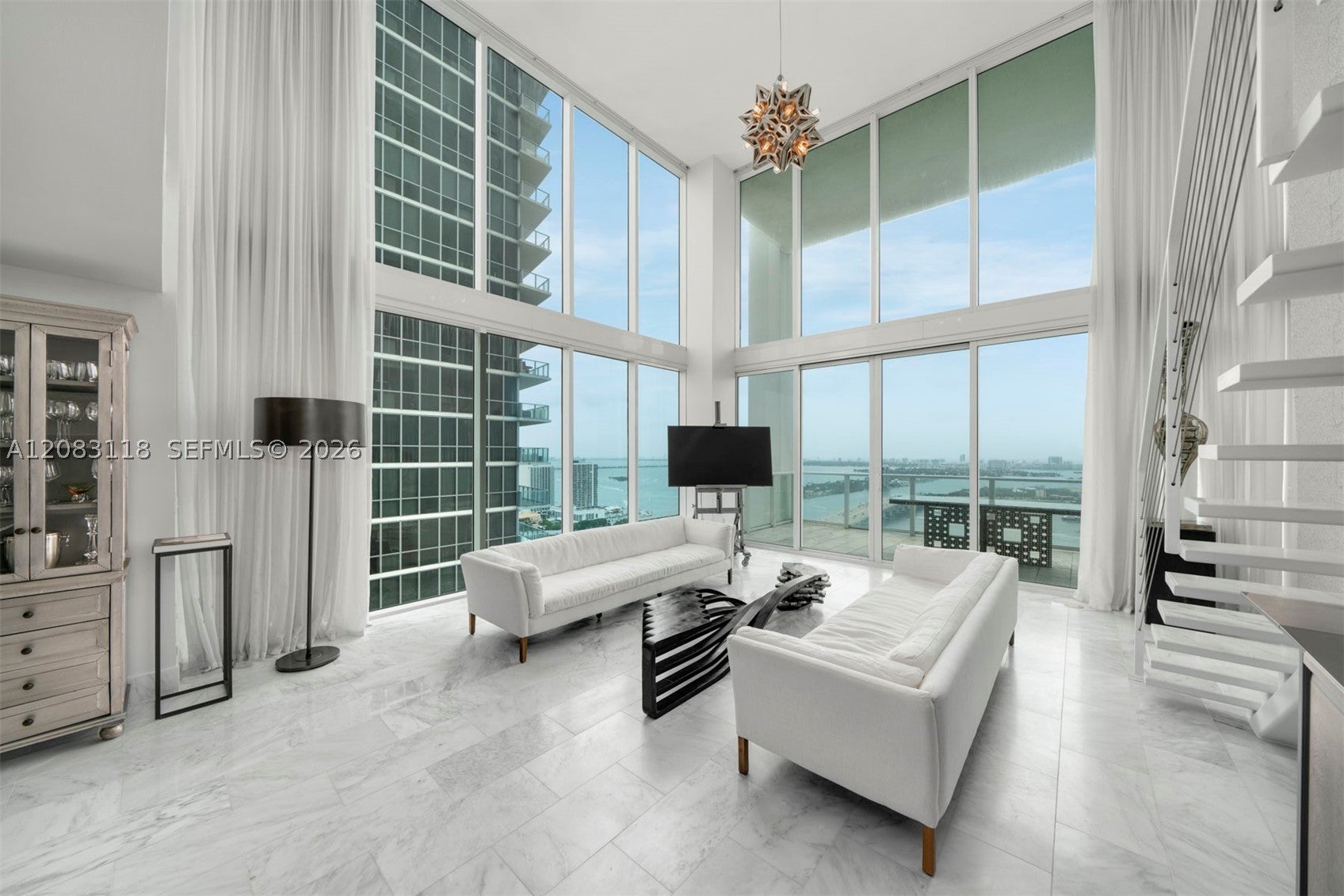 1040 Biscayne Blvd 3304