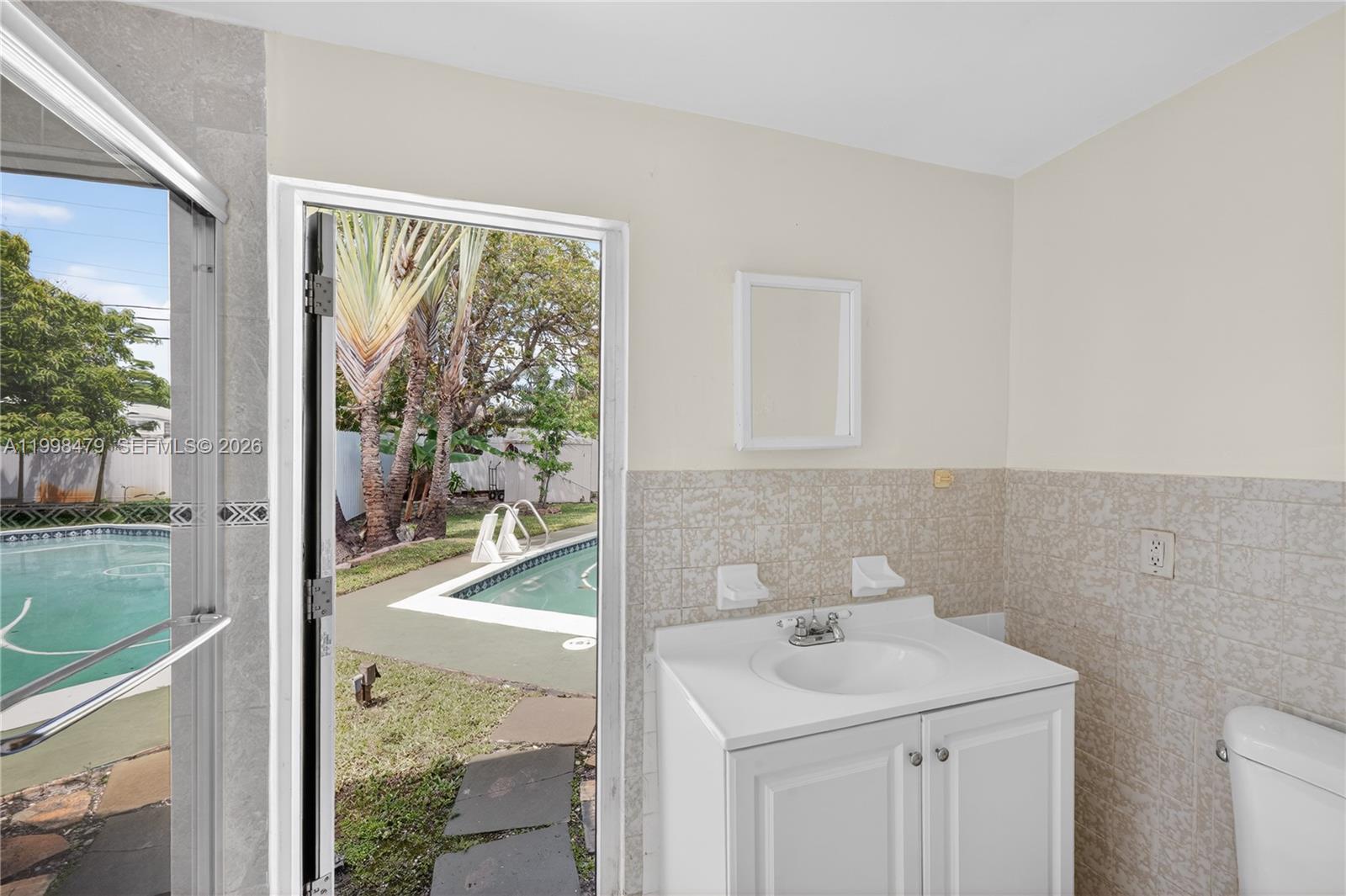 LAKEWAY ADDITION - Residential